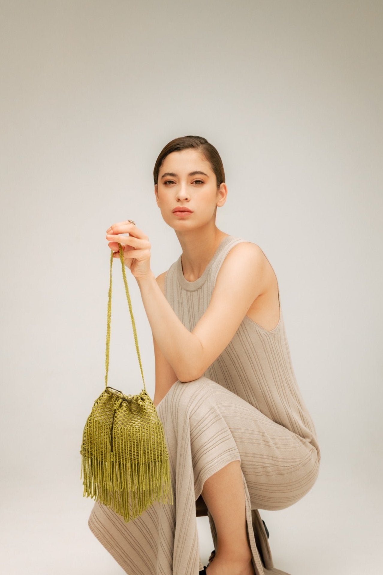 The fringe Bag (M) Olive